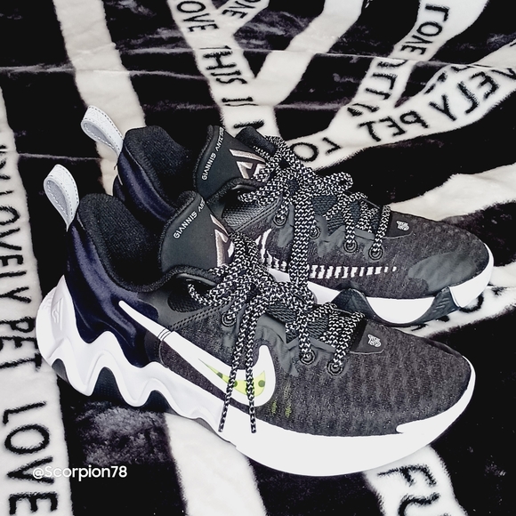 🔥 Last call Nike Giannis "Immortality" Basketball Shoes Size 7 Men/8.5 Women - Picture 5 of 12